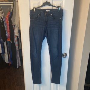 Dark wash H&M skinny Jeans